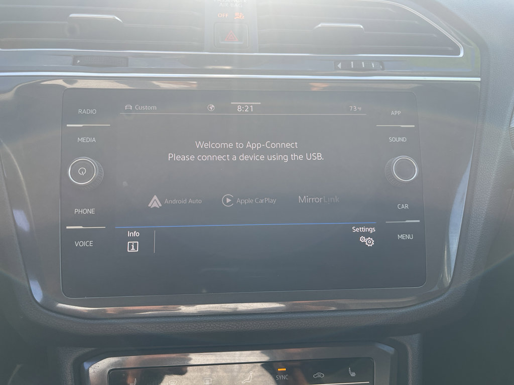 Used 2022 Volkswagen Tiguan SE image 25