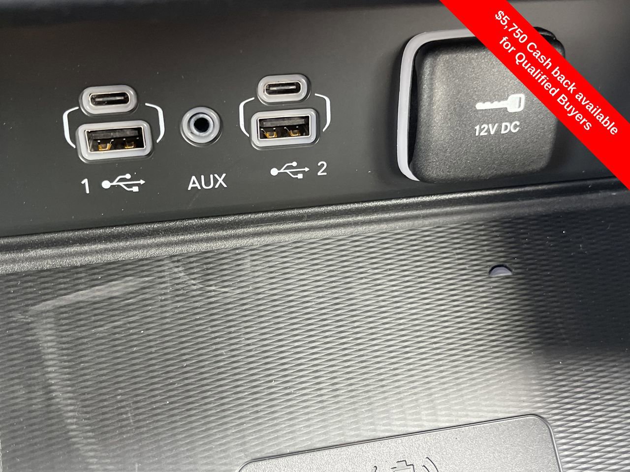 New 2025 Jeep Grand Cherokee Laredo X w/ Luxury Tech Group I image 9