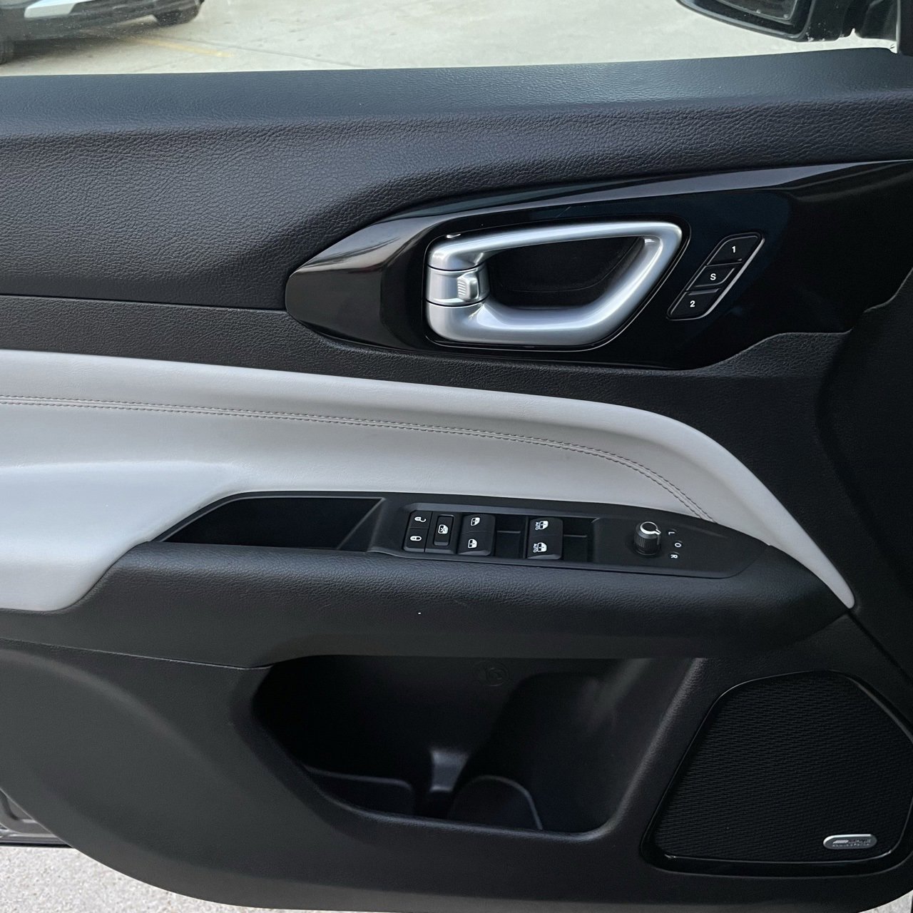 Used 2022 Jeep Compass Limited w/ Elite Group image 20