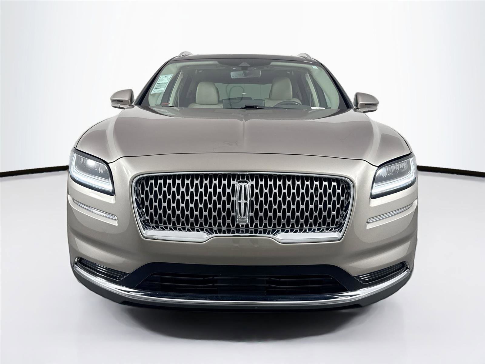 Used 2021 Lincoln Nautilus Reserve w/ Cargo Utility Package image 3