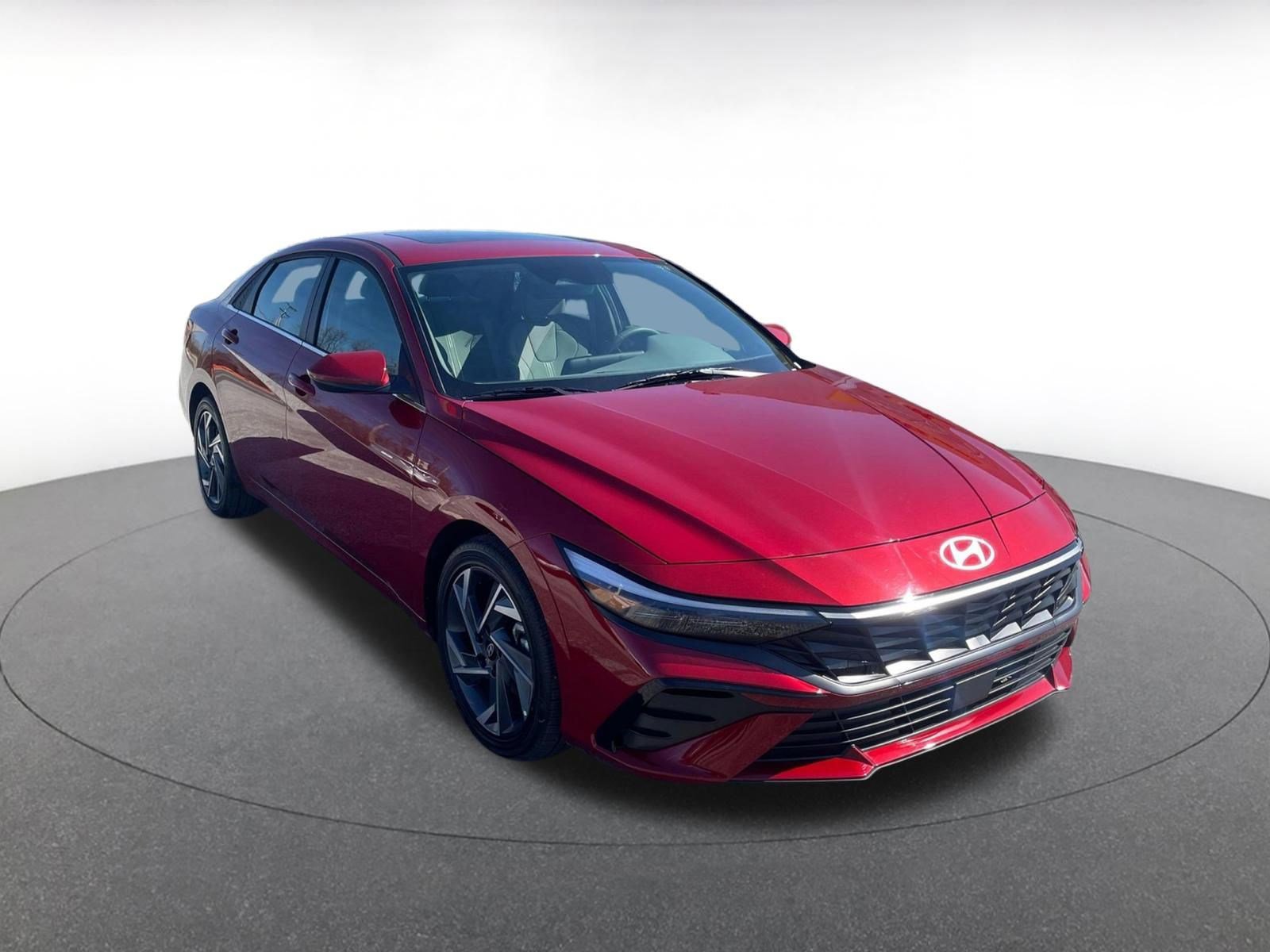 Used 2025 Hyundai Elantra SEL