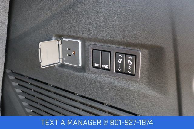 New 2026 GMC Yukon Elevation image 16