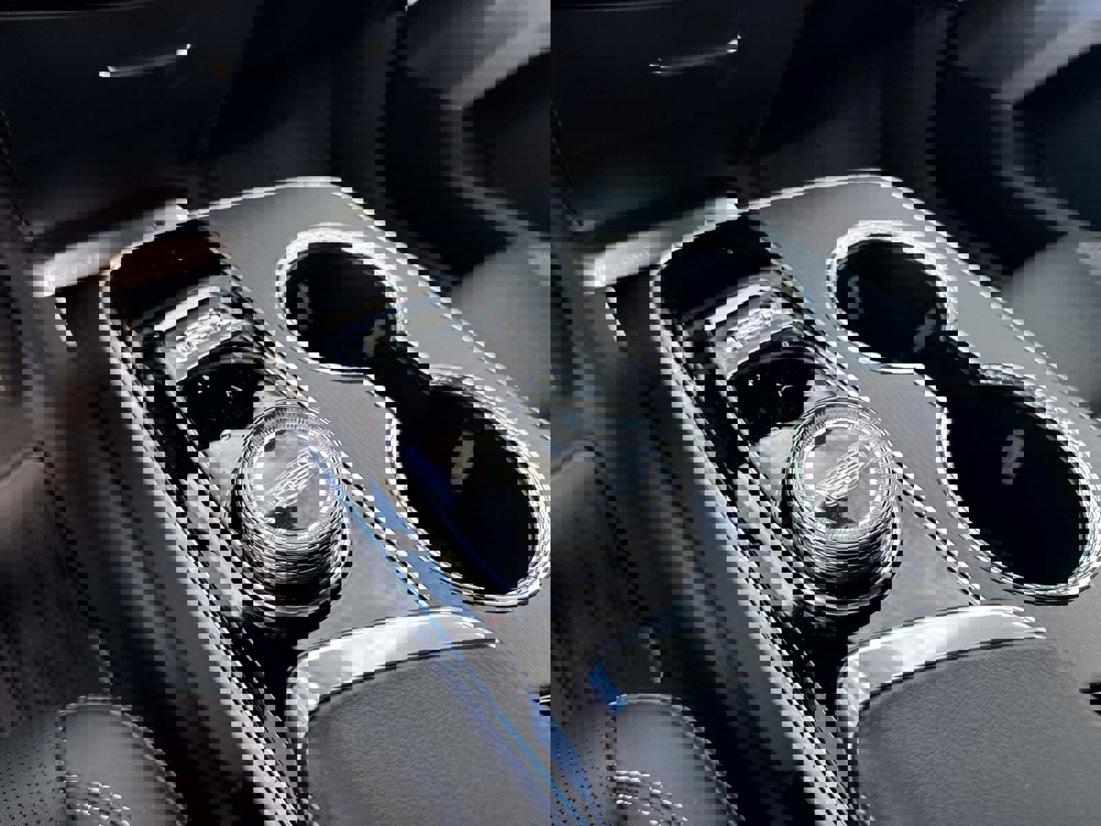 New 2025 Cadillac Lyriq Luxury image 26