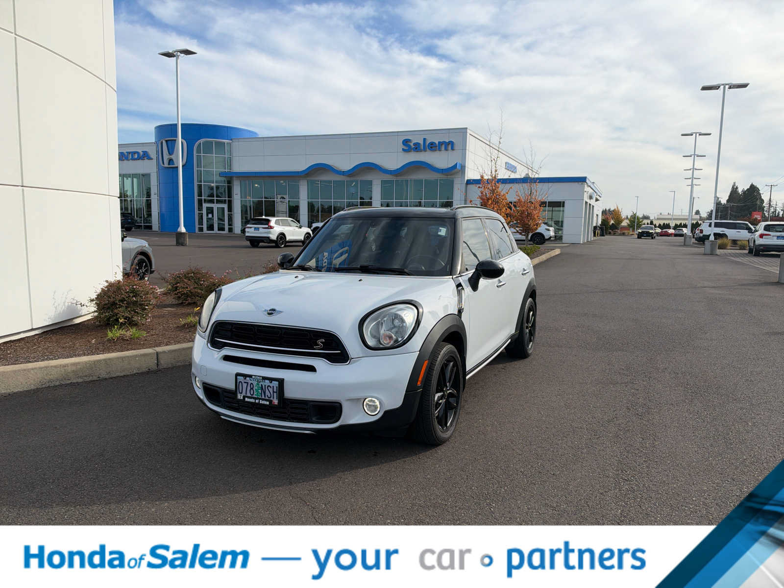Used 2016 MINI Cooper Countryman S FWD image 1