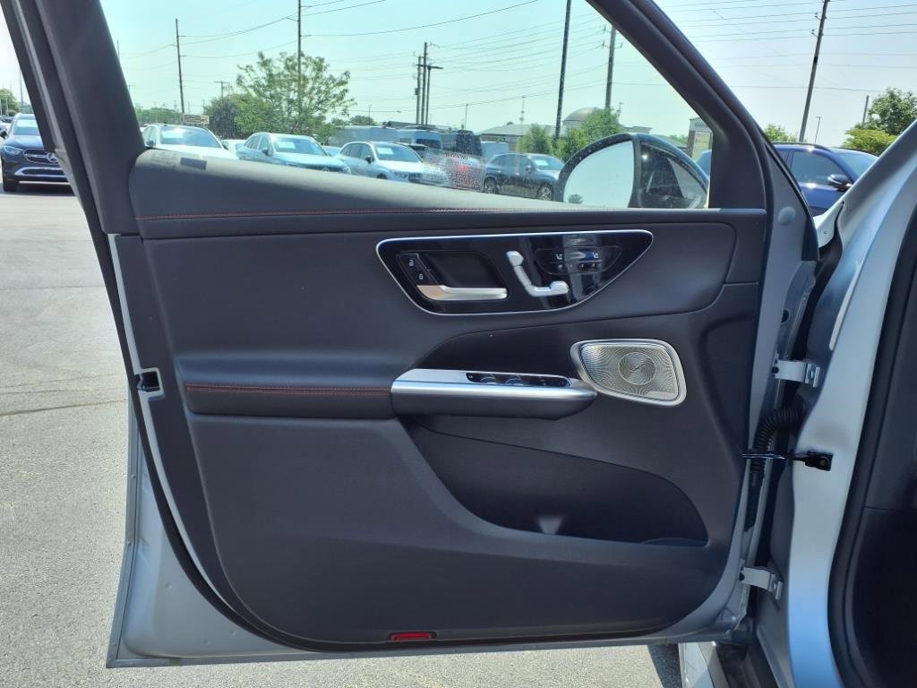 New 2025 Mercedes-Benz GLC 63 AMG S image 11