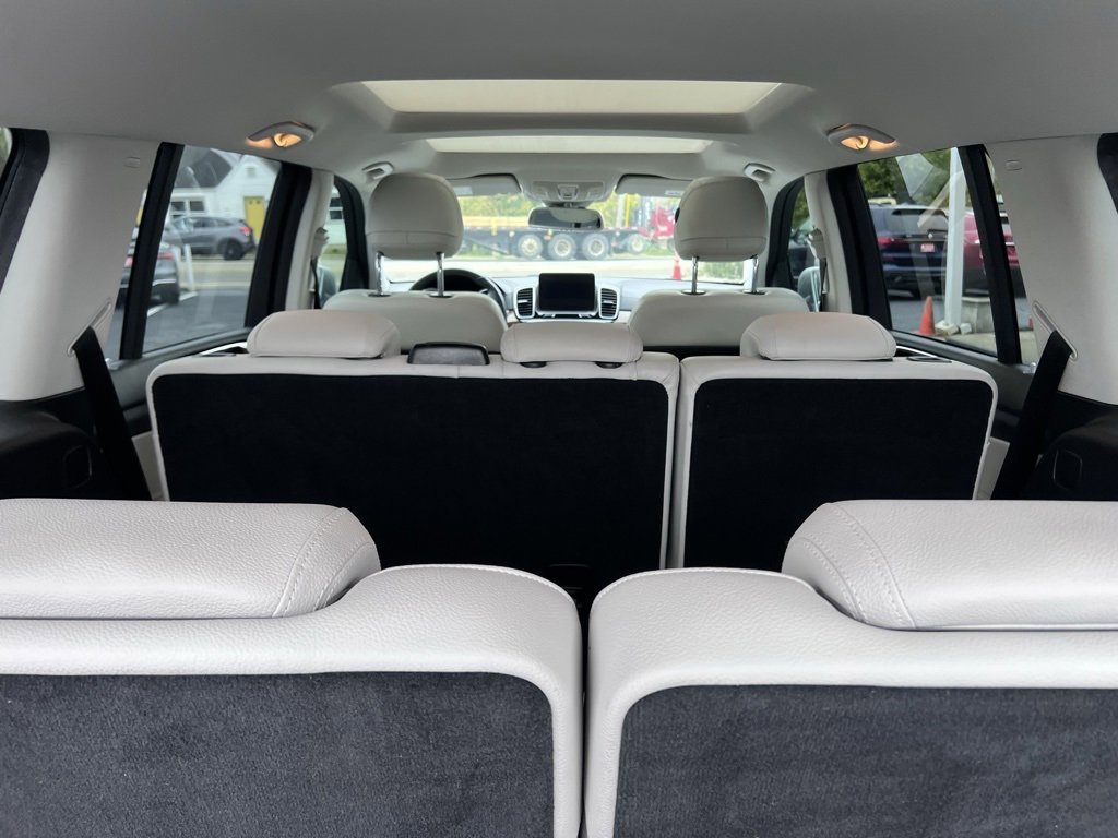 Used 2018 Mercedes-Benz GLS 450 4MATIC w/ Premium Package image 17