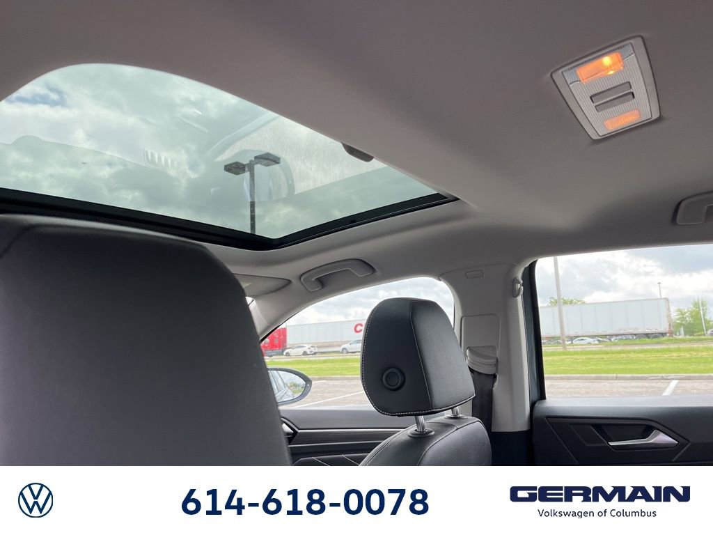 Used 2023 Volkswagen Jetta SEL FWD image 23