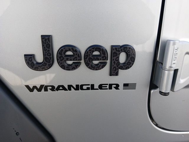 Used 2024 Jeep Wrangler Sport S image 8