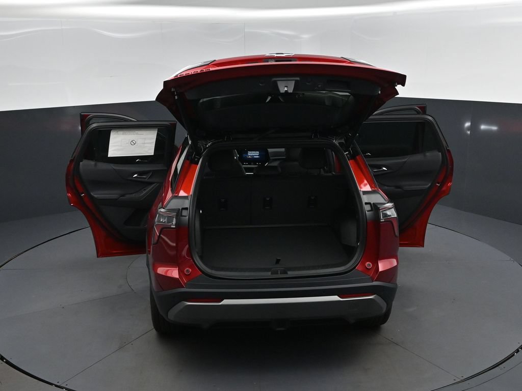 New 2026 Chevrolet Equinox LT w/ Convenience Package II FWD image 44