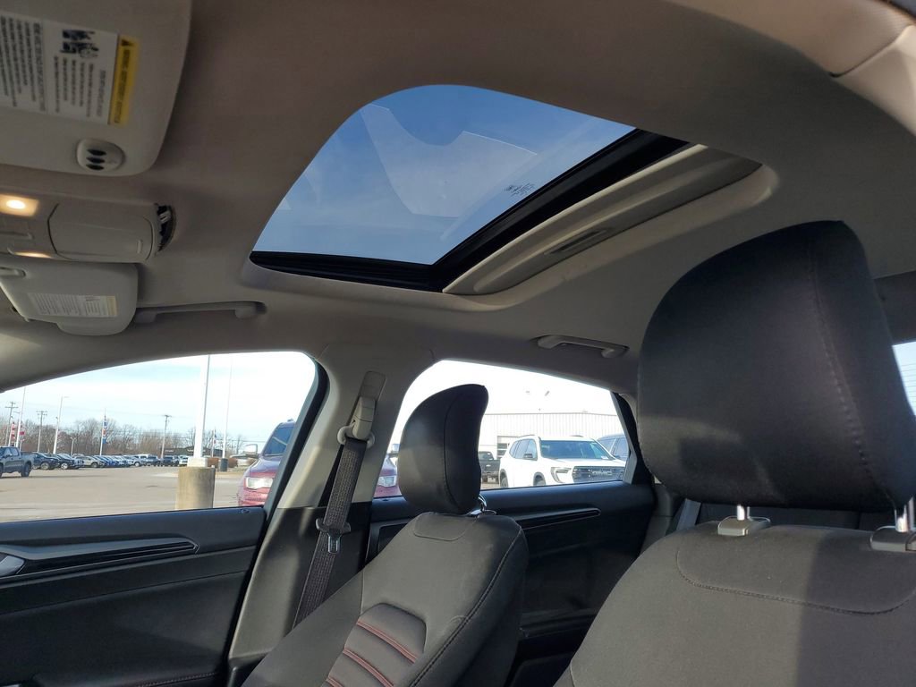 Used 2013 Ford Fusion SE image 7