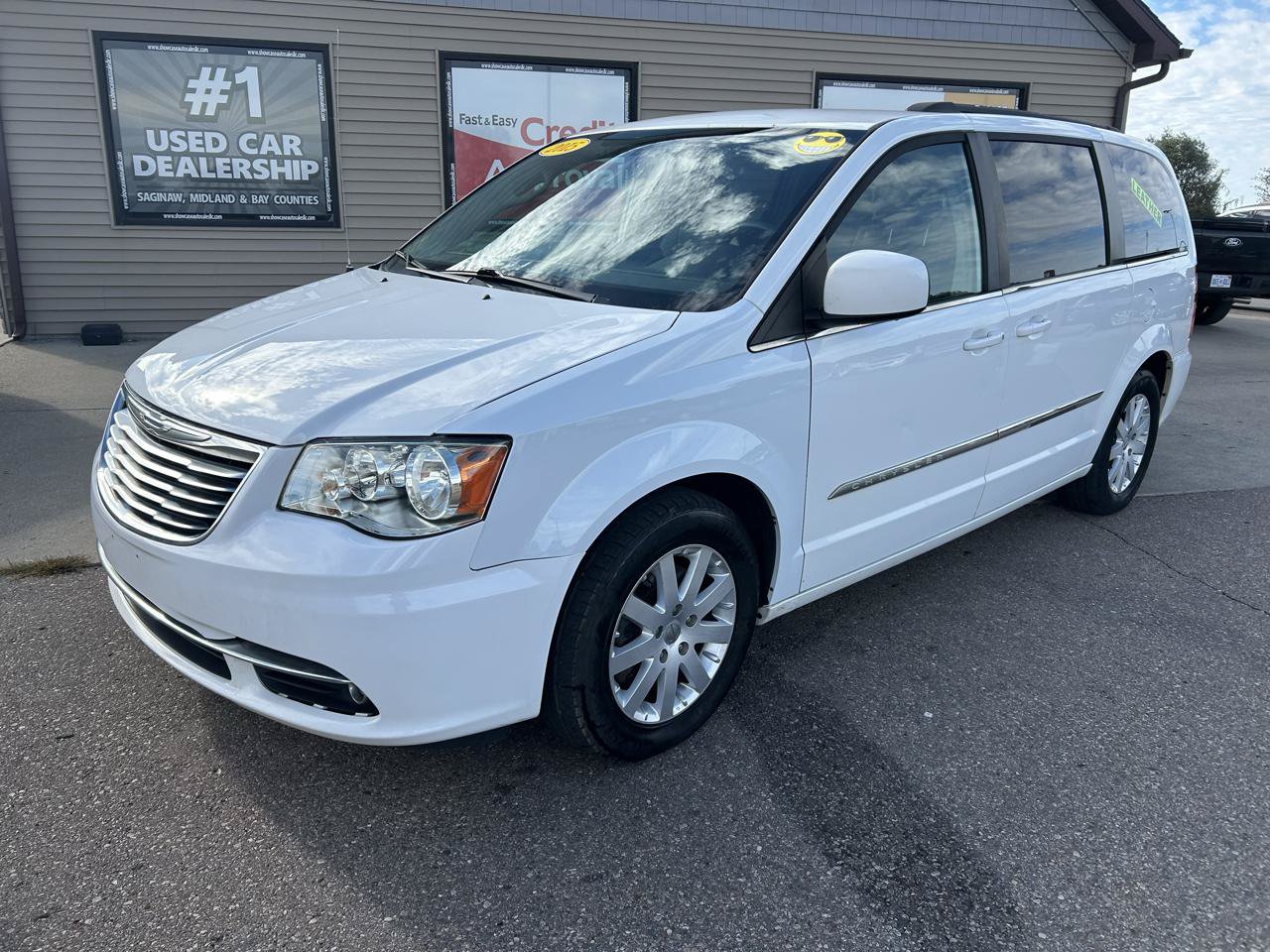 Used 2015 Chrysler Town & Country Touring