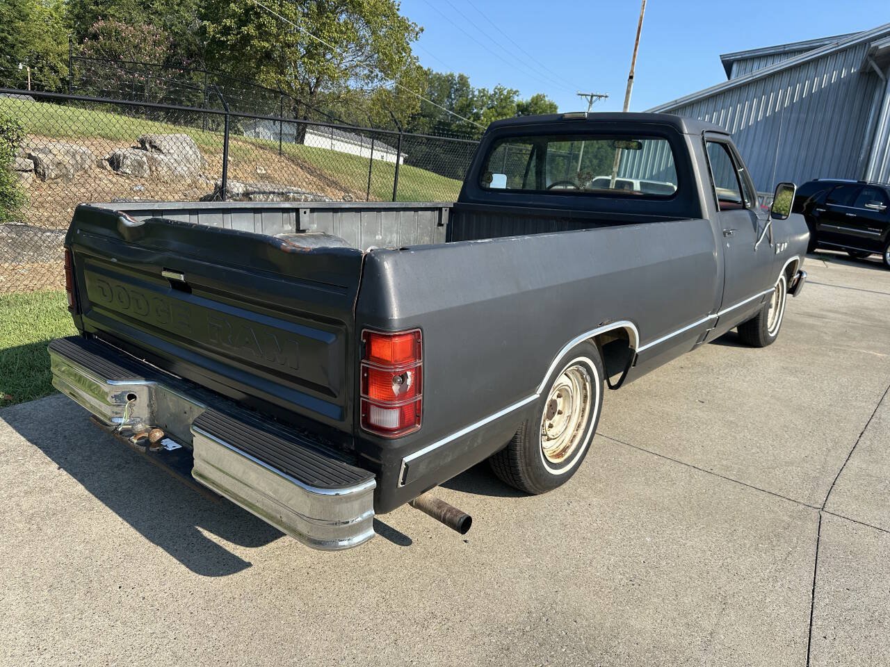 Used 1987 Dodge D/W Truck 100 RWD image 5