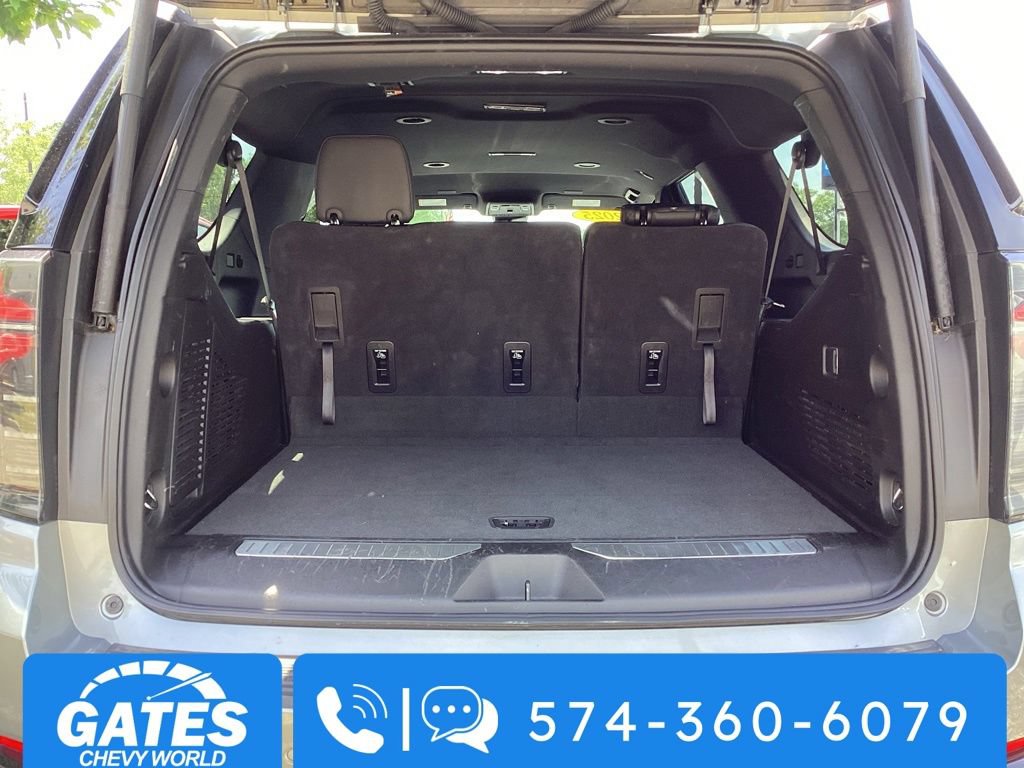 Used 2025 Chevrolet Suburban Z71 AWD/4WD image 10
