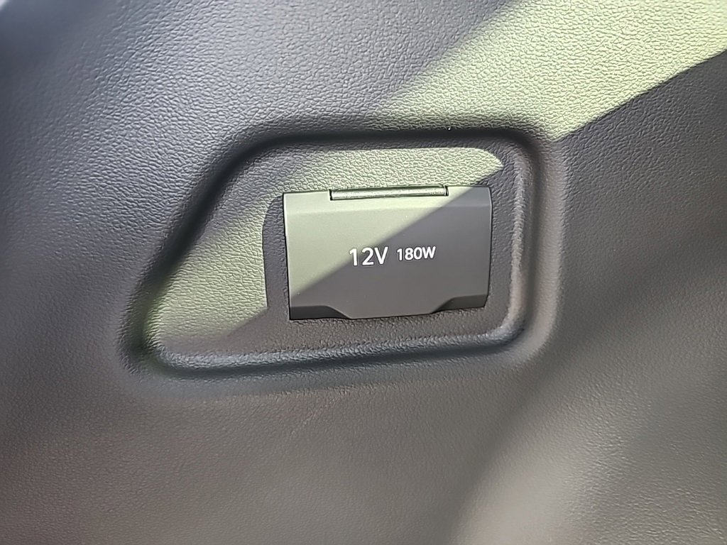 New 2026 Hyundai Tucson Limited image 38