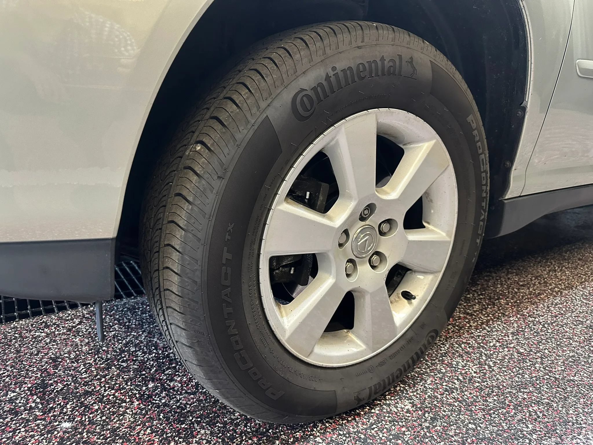 Used 2005 Lexus RX 330 AWD image 24