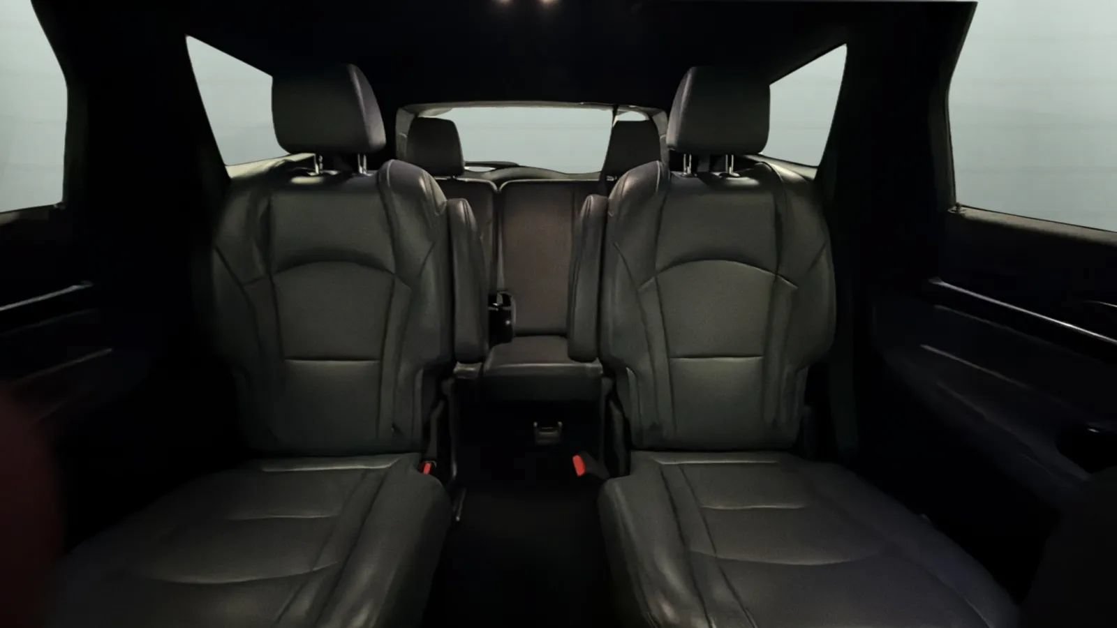Used 2022 Buick Enclave Premium AWD/4WD image 19