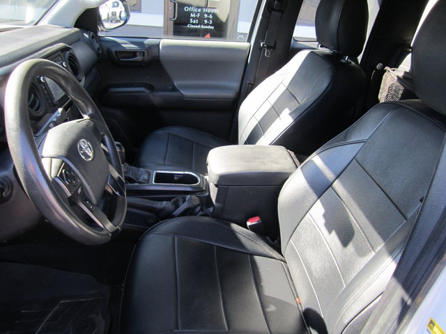 Used 2016 Toyota Tacoma SR RWD image 7