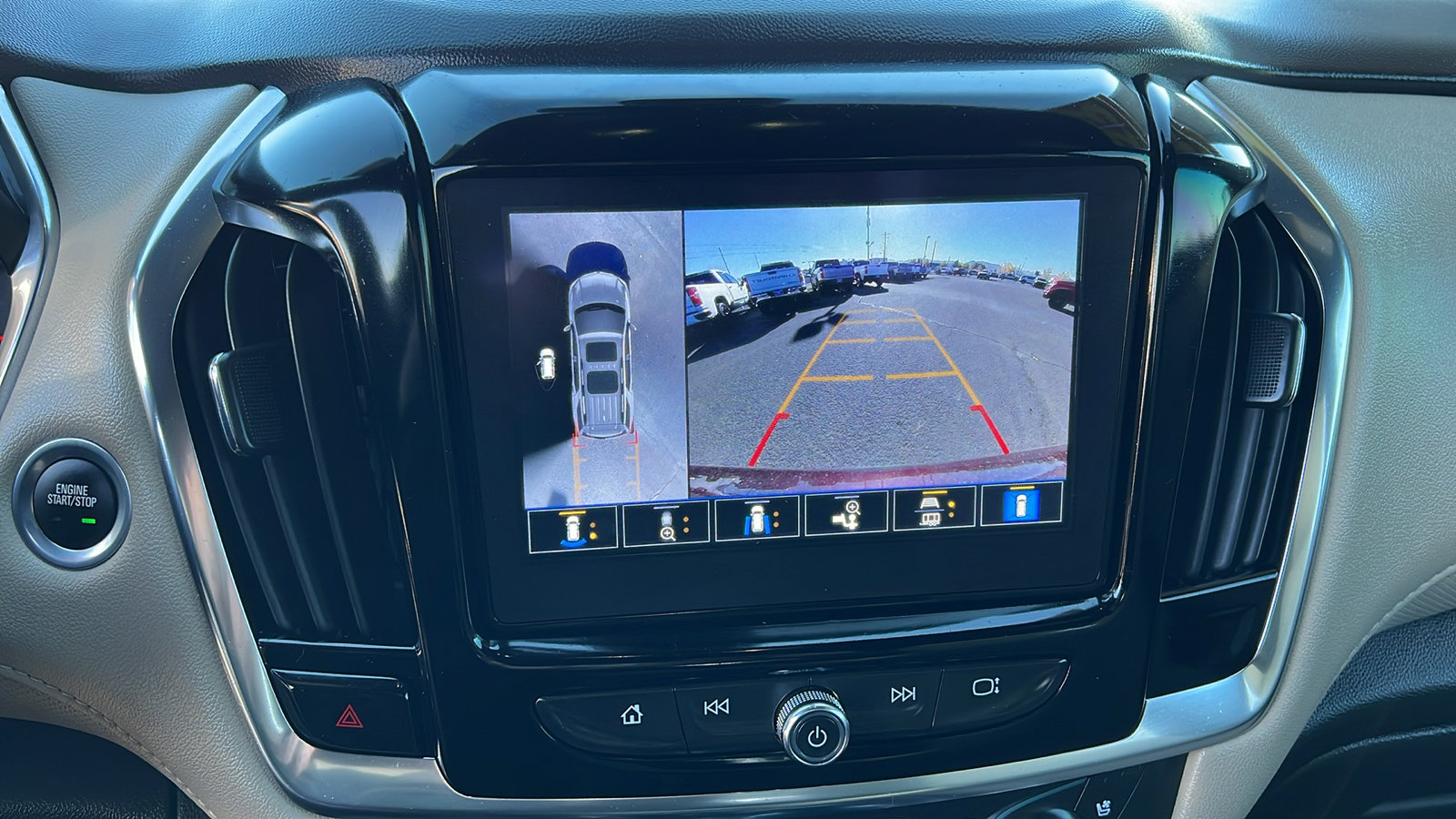 Certified 2023 Chevrolet Traverse Premier w/ LPO, Floor Liner Package image 25