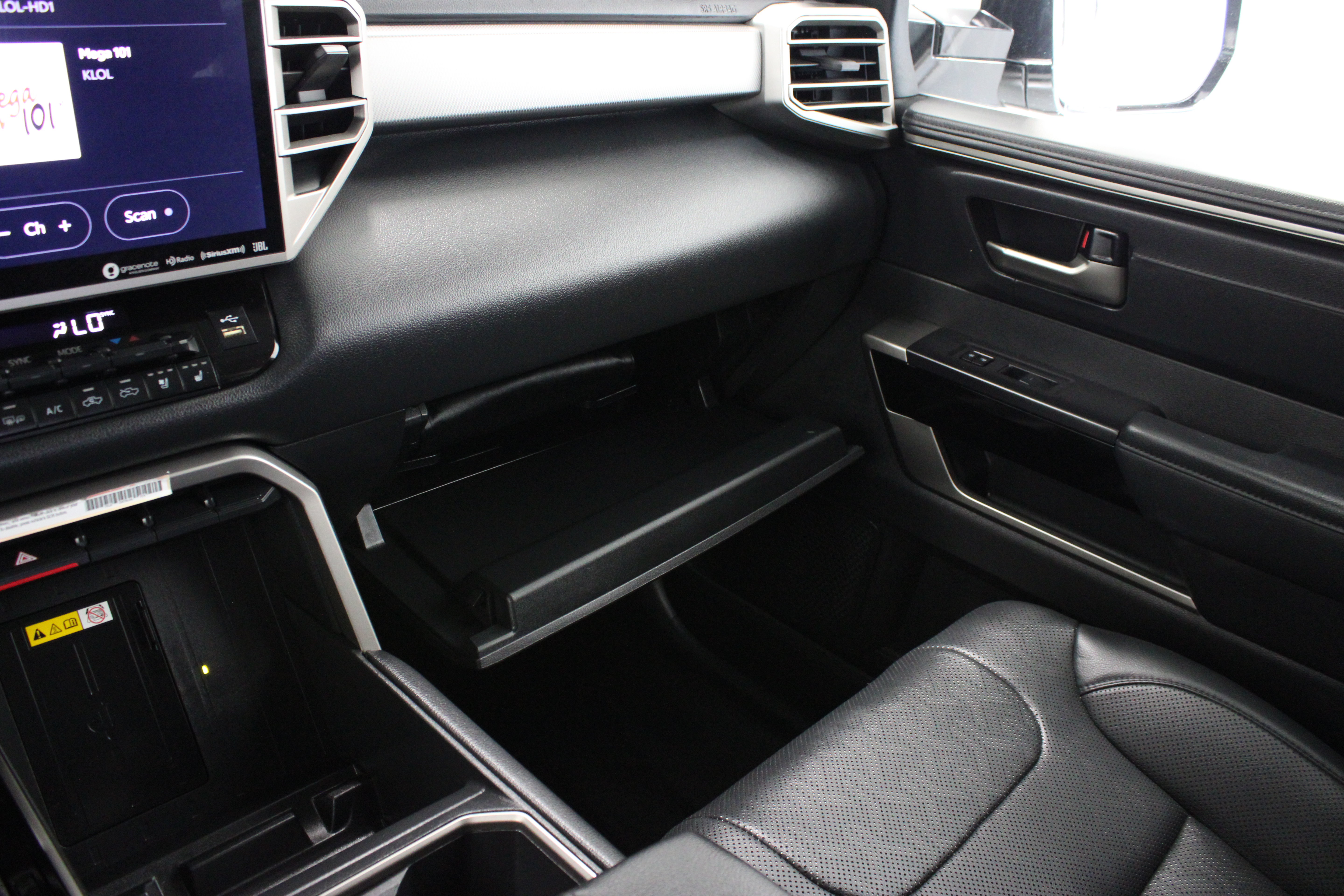 Used 2024 Toyota Tundra Limited RWD image 26