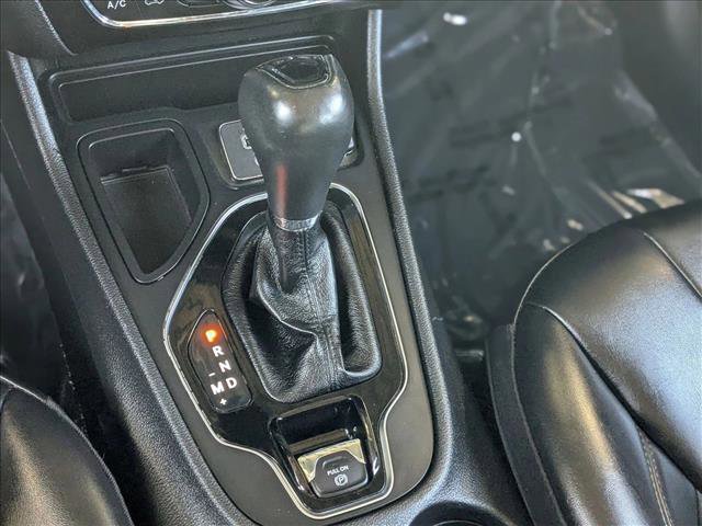 Used 2020 Jeep Cherokee Altitude image 12