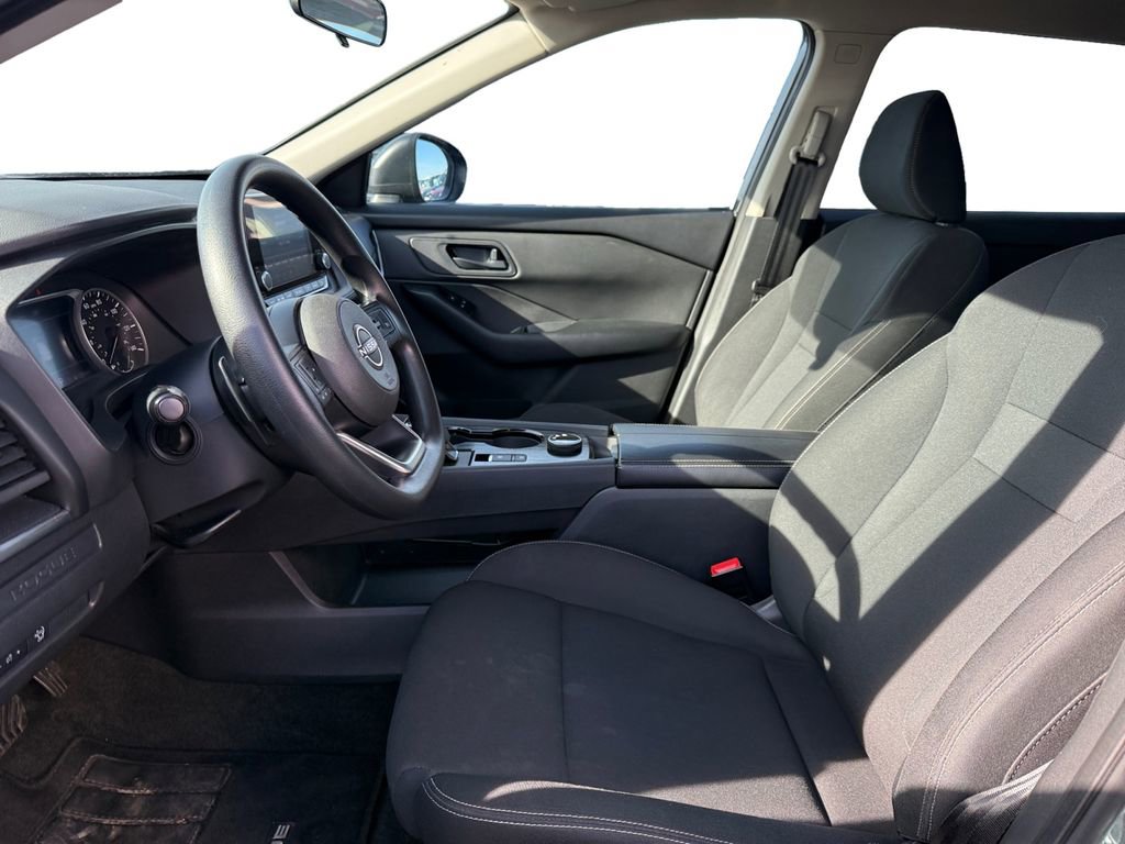 Used 2024 Nissan Rogue S image 9
