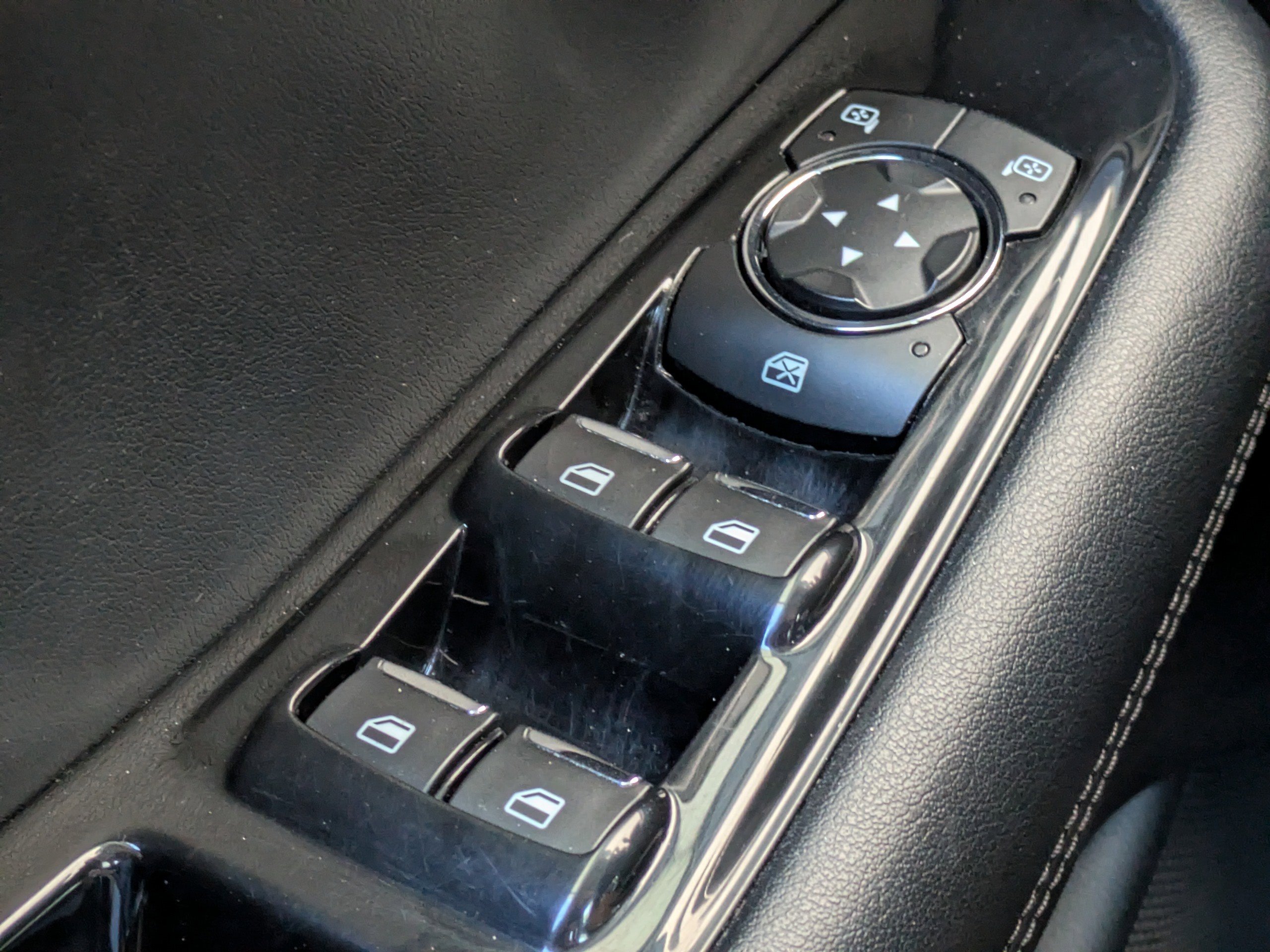 Certified 2020 Ford Edge SEL w/ Convenience Package FWD image 25