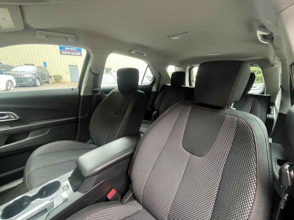 Used 2017 Chevrolet Equinox LS FWD image 15