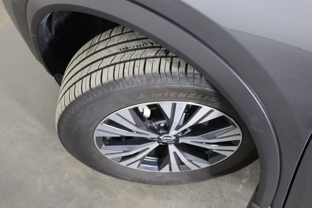 Used 2023 Nissan Rogue SV w/ SV Premium B Package AWD/4WD image 41