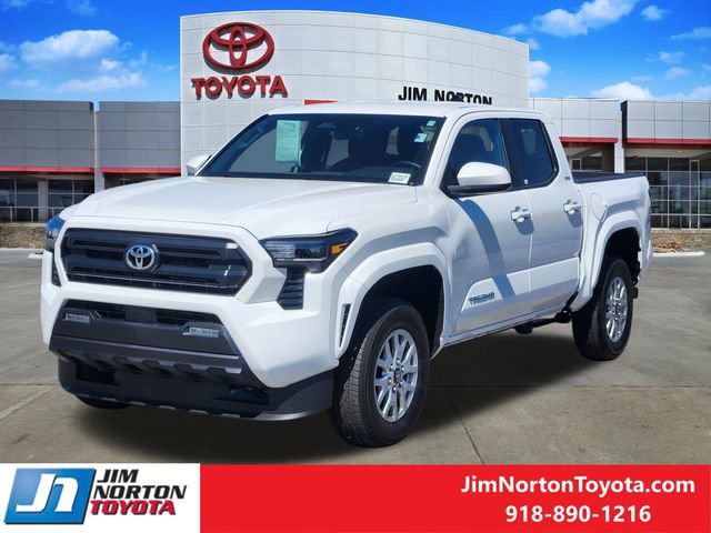 Used 2026 Toyota Tacoma SR5 AWD/4WD image 3