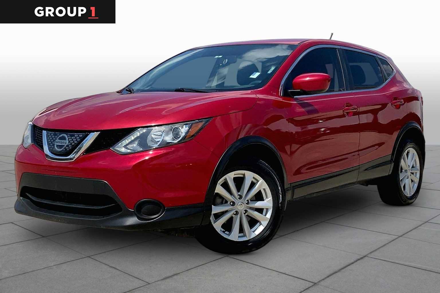 Used 2018 Nissan Rogue Sport S w/ S Appearance Package AWD/4WD image 1