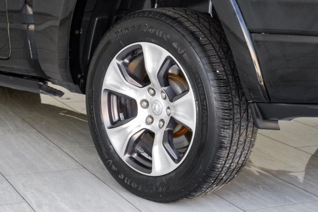 Used 2019 RAM 1500 Laramie AWD/4WD image 68