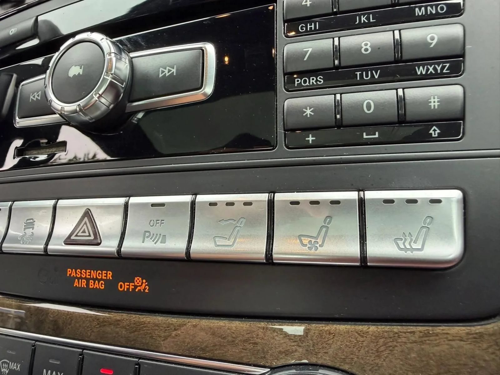 Used 2013 Mercedes-Benz SL 550 image 23