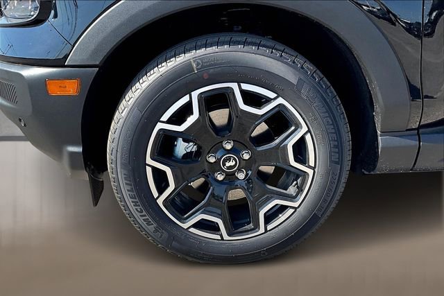 New 2025 Ford Bronco Sport Outer Banks w/ Outer Banks Tech Package+ image 12