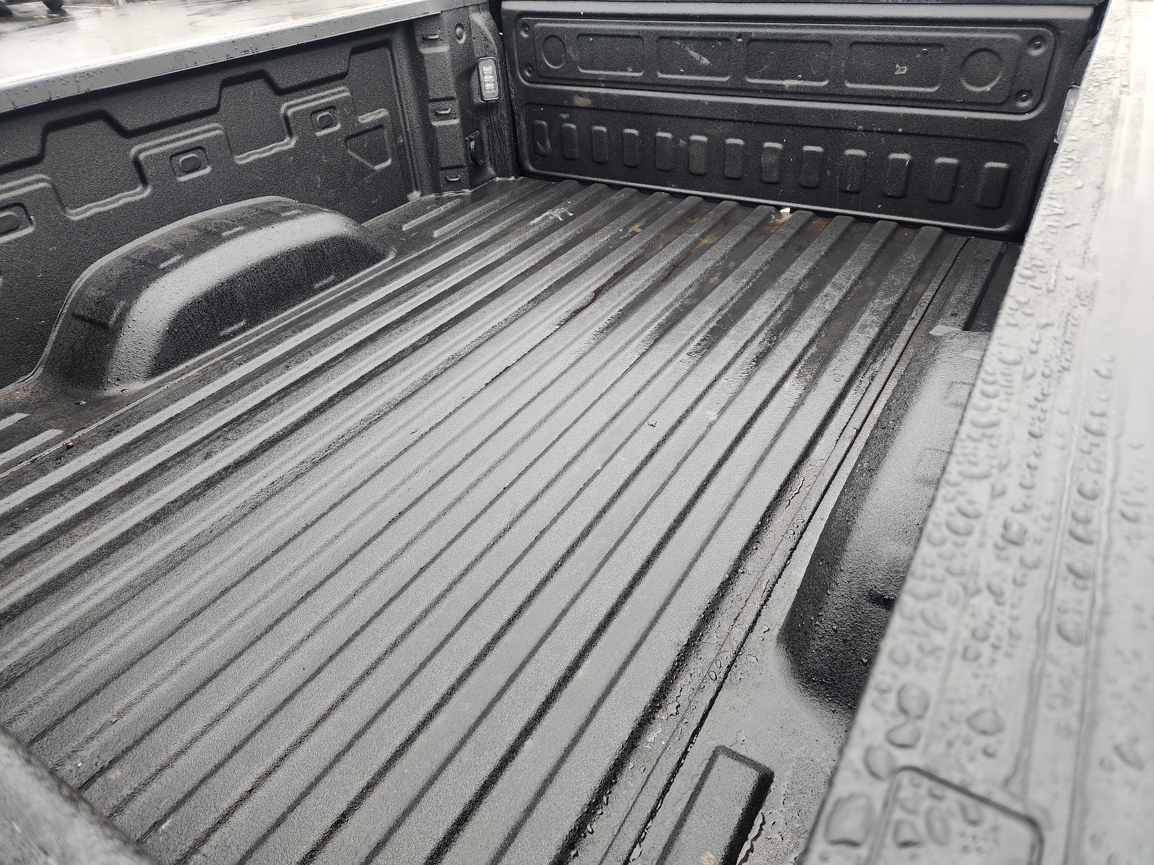 Used 2025 Chevrolet Silverado 2500 Custom w/ Custom Convenience Package image 14