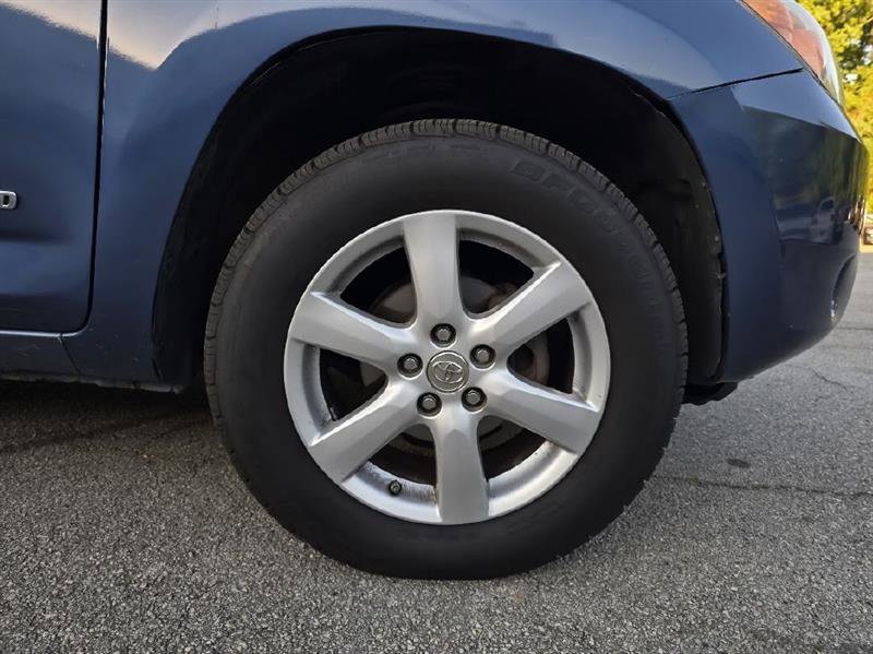 Used 2008 Toyota RAV4 Limited AWD/4WD image 10