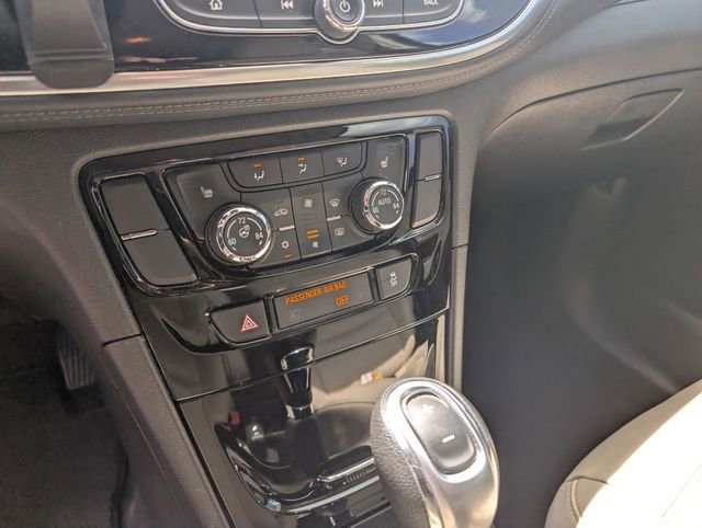 Used 2017 Buick Encore Essence image 21