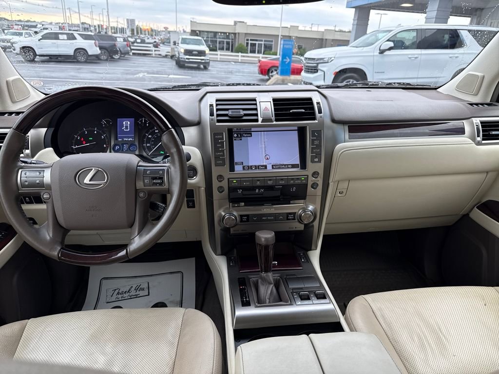 Used 2019 Lexus GX 460 image 15
