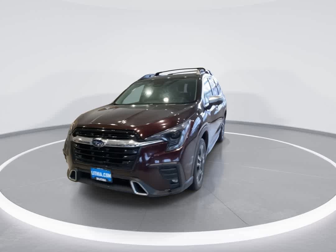 Used 2023 Subaru Ascent Touring AWD/4WD image 3