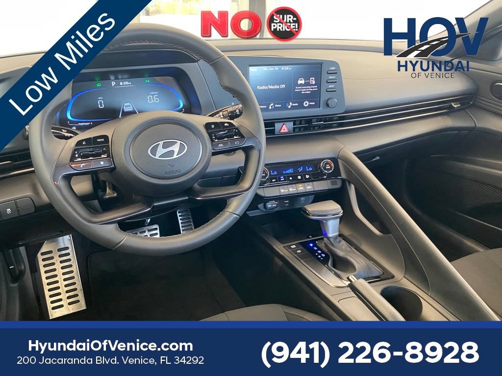 Certified 2025 Hyundai Elantra Sport FWD image 37