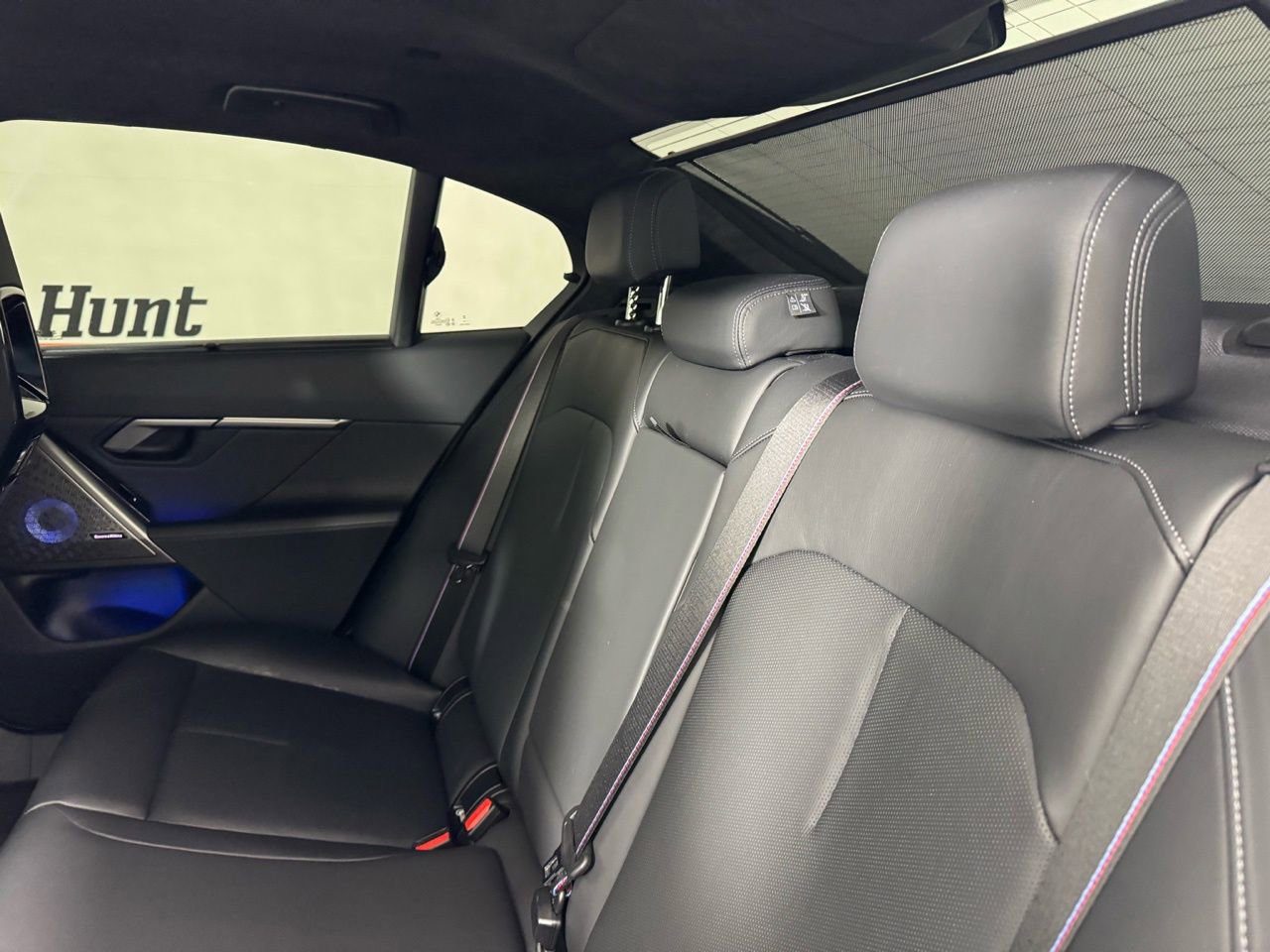 Used 2026 BMW M5 w/ Carbon Package AWD/4WD image 28