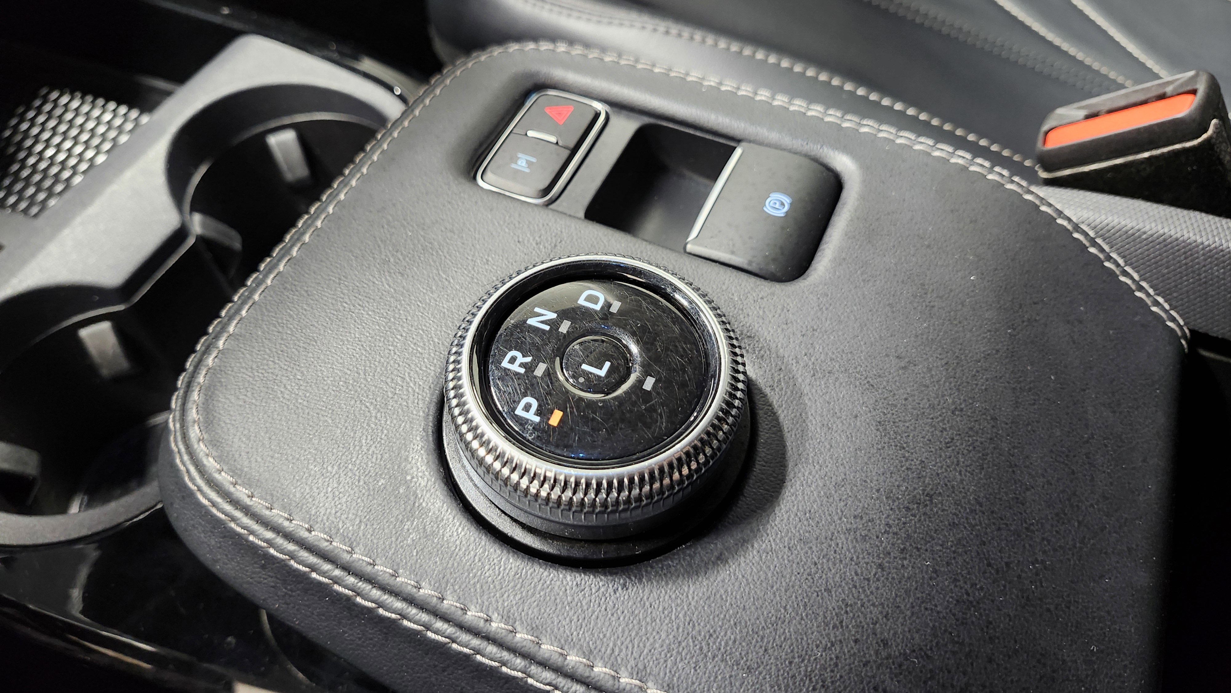 Used 2022 Ford Mustang Mach-E Select image 31