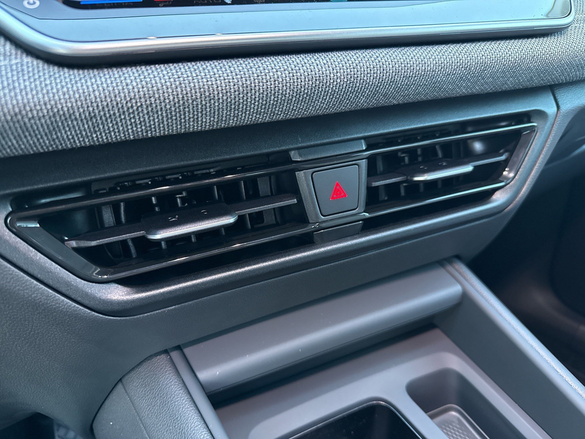 New 2026 Volkswagen Tiguan S FWD image 17