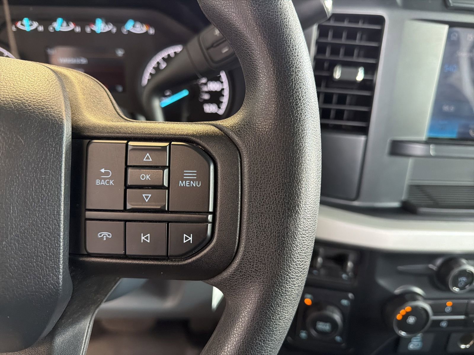 Used 2024 Ford F250 XL image 18