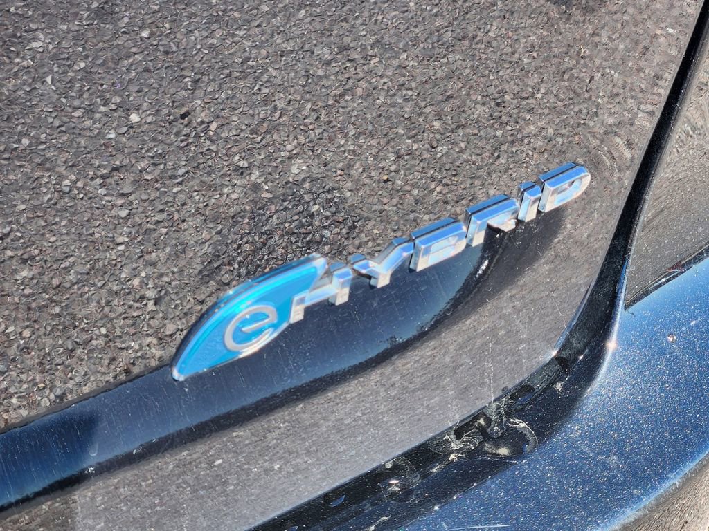 Used 2024 Chrysler Pacifica Select image 30