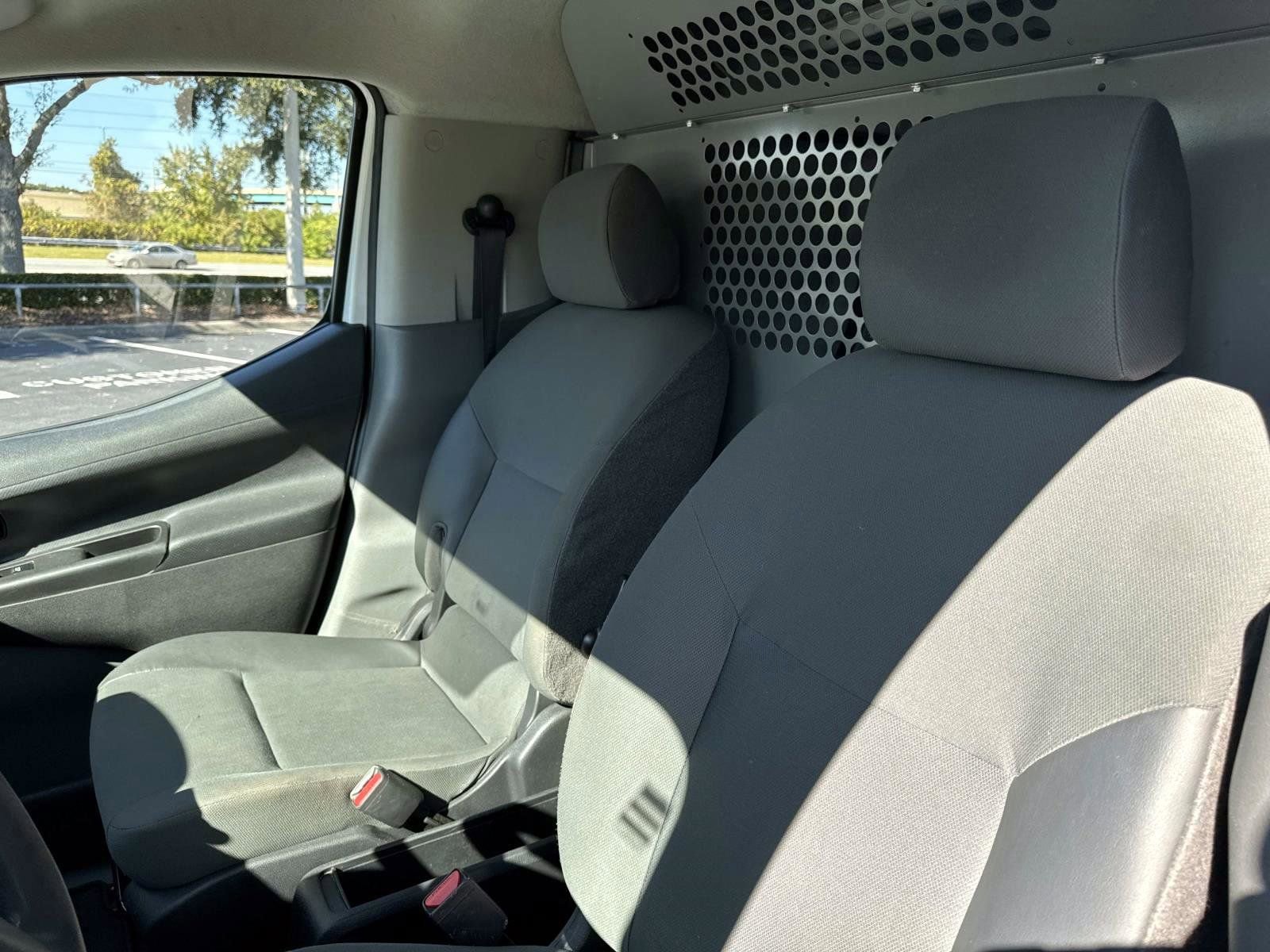 Used 2021 Nissan NV200 S image 10
