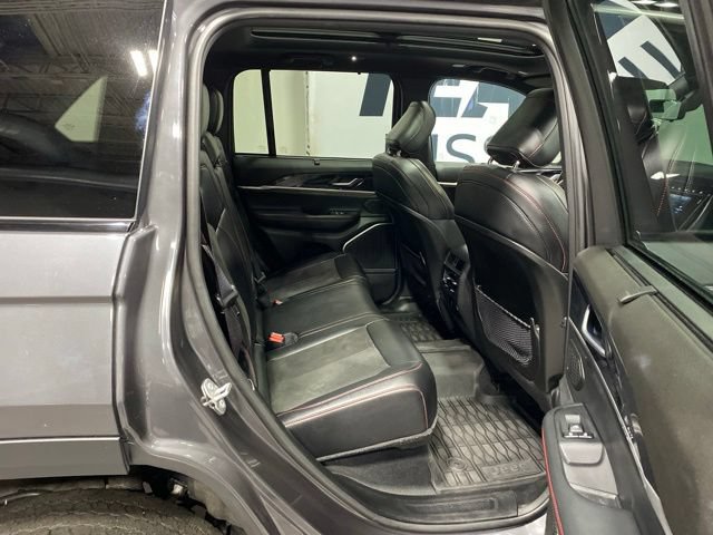 Used 2022 Jeep Grand Cherokee Trailhawk w/ Luxury Tech Group III AWD/4WD image 27
