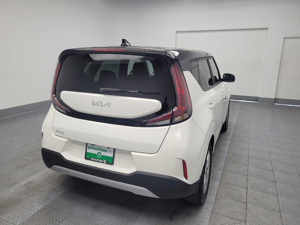 Used 2023 Kia Soul S image 7