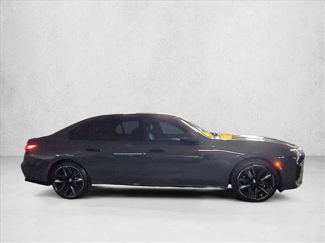 Used 2023 BMW 740i RWD image 4