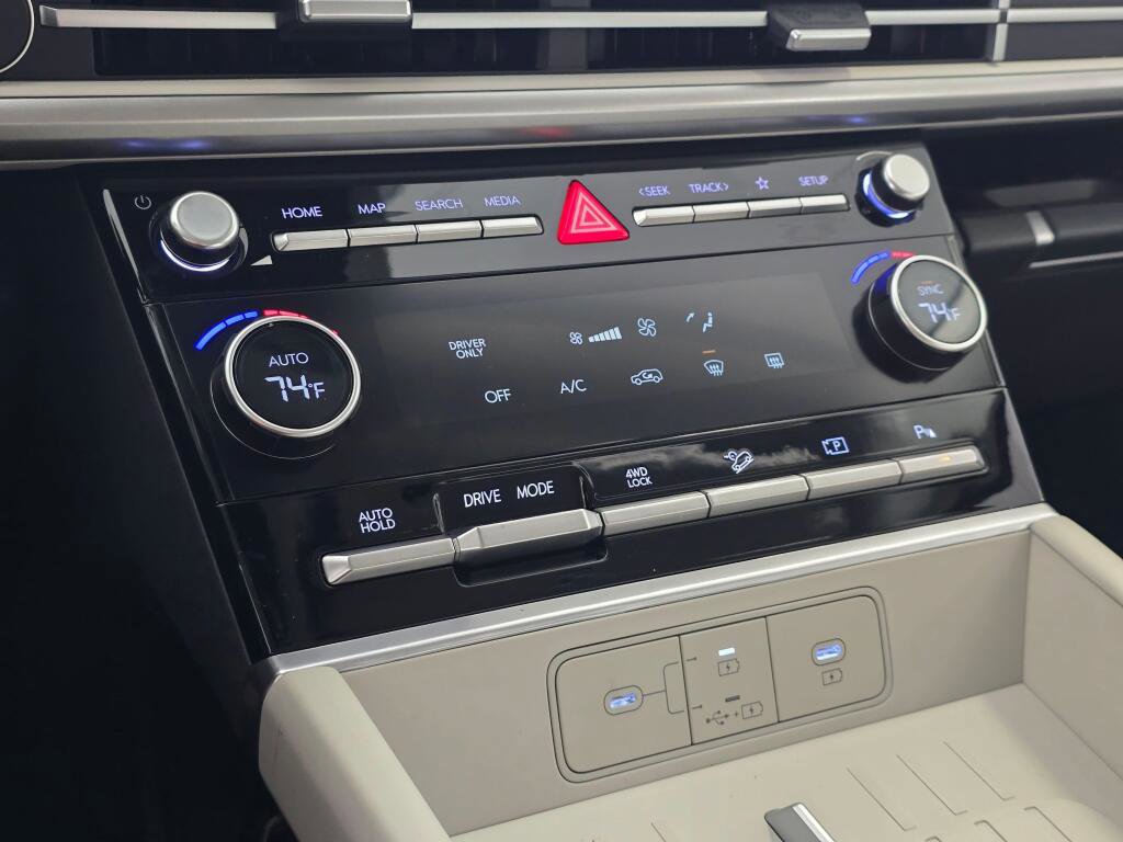 New 2026 Hyundai Santa Fe SE image 28