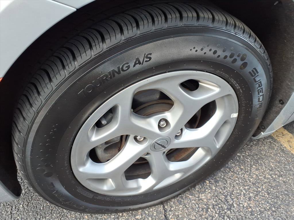 Used 2023 Chrysler Pacifica Limited image 9